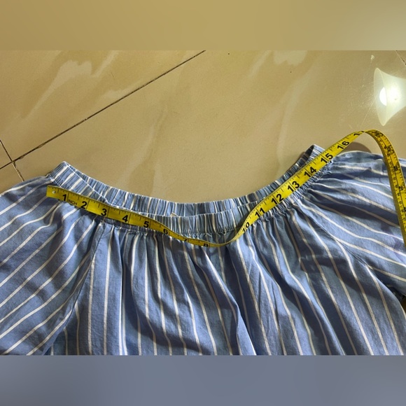 black and white striped flowy Round- neck blouse shirt with elasticsleeve 3/4‎ - Picture 5 of 15